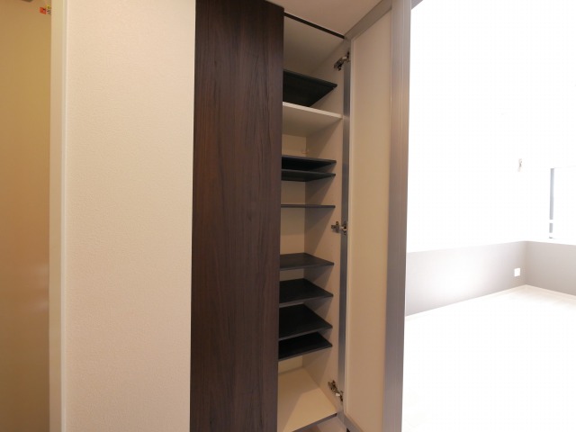 その他設備　シューズクローゼット付きです！