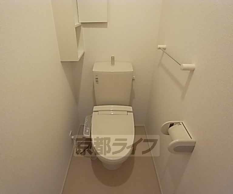 トイレ　ウォシュレット付きのトイレです。