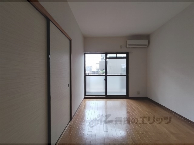 居室・リビング　居室