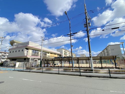 幼稚園・保育園　堺市立新金岡こども園（幼稚園・保育園）まで2504m