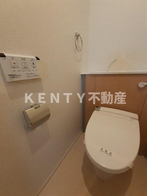 トイレ　トイレもきれいです