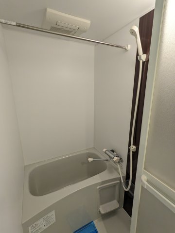 バス・シャワールーム　105号室