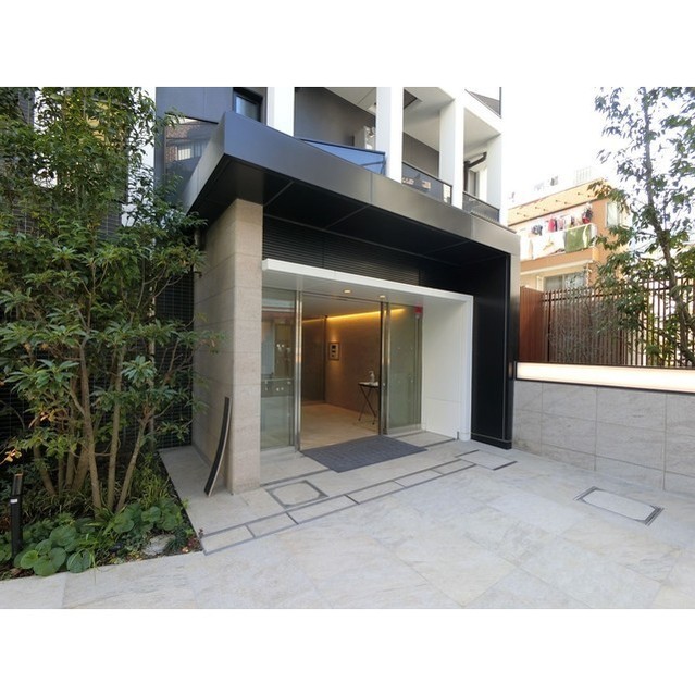 エントランス　エントランス（２０２０．１１撮影）