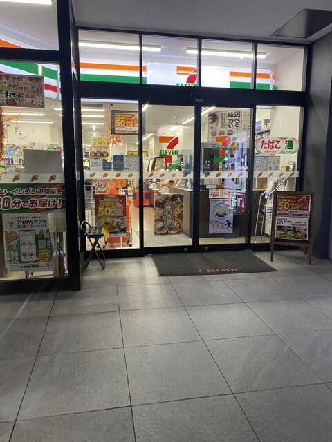 コンビニ　セブンイレブン江東大島3丁目店（コンビニ）まで118m