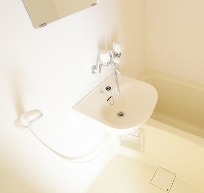 洗面設備　同物件、別号室のものです。