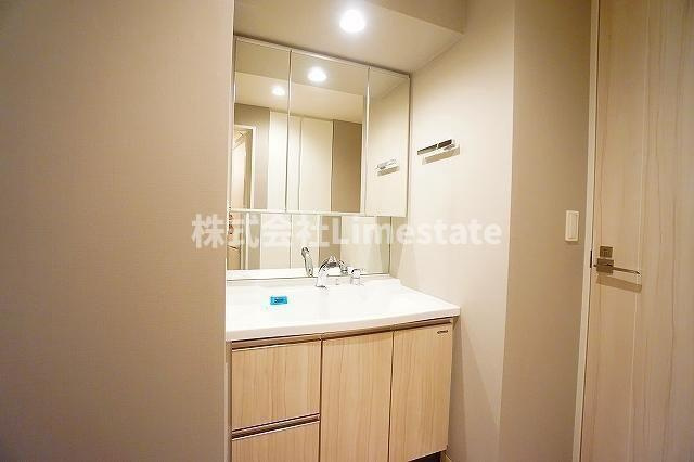 洗面設備　別部屋参考写真