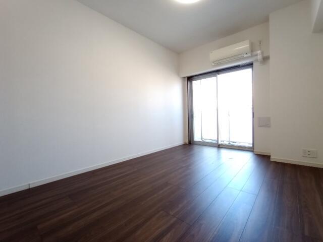 居室・リビング　?