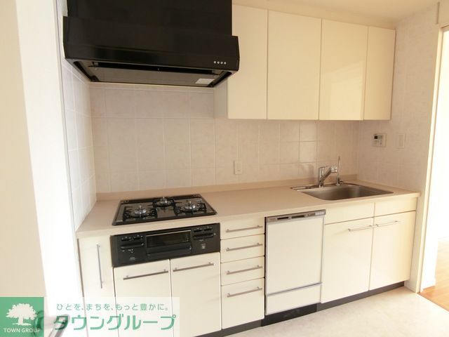 キッチン　Jタイプ2019年3月撮影 同タイプ414号室の写真です。