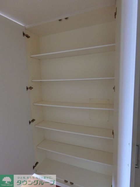 収納　Jタイプ2019年3月撮影 同タイプ414号室の写真です。