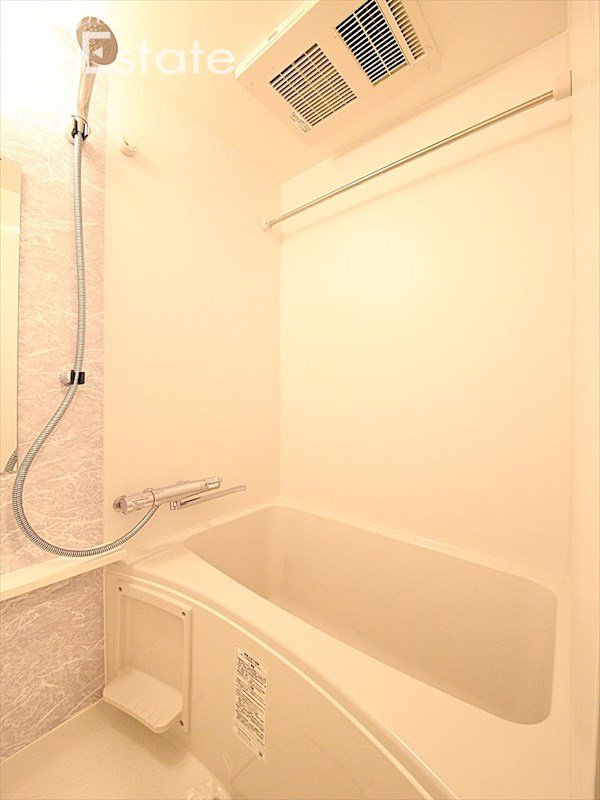 バス・シャワールーム　バスルーム