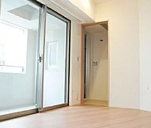 居室・リビング　室内写真は別部屋参考写真になります。