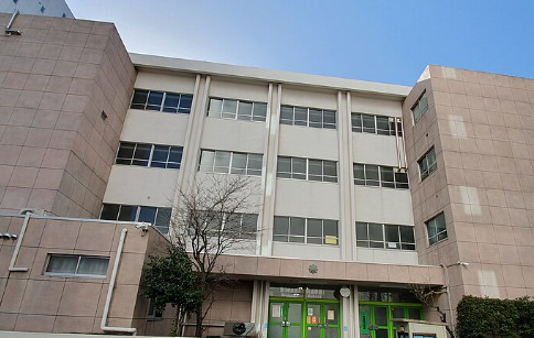 小学校　港区立東町小学校（小学校）まで236m
