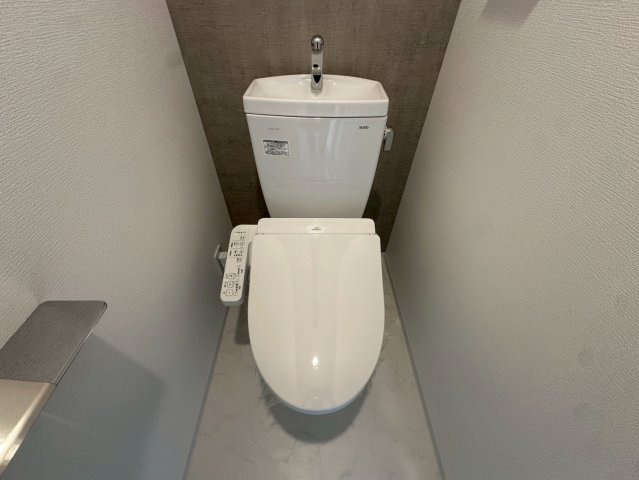 トイレ　シャワー付き