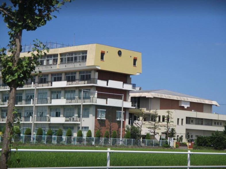 中学校　北名古屋市立熊野中学校（中学校）まで1200m