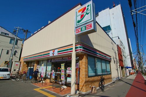 コンビニ　セブンイレブン 大阪中本5丁目店（コンビニ）まで271m