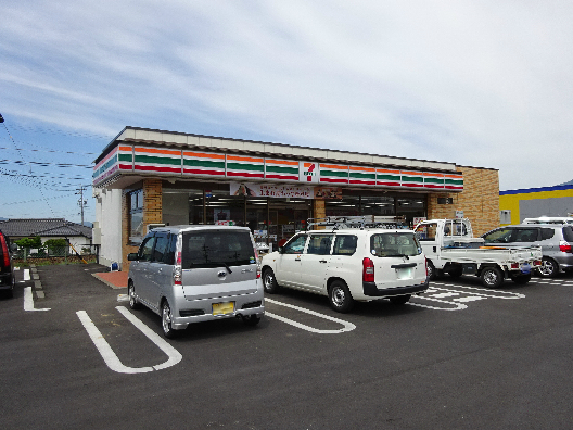 コンビニ　セブンイレブン 須坂塩川町店（コンビニ）まで559m
