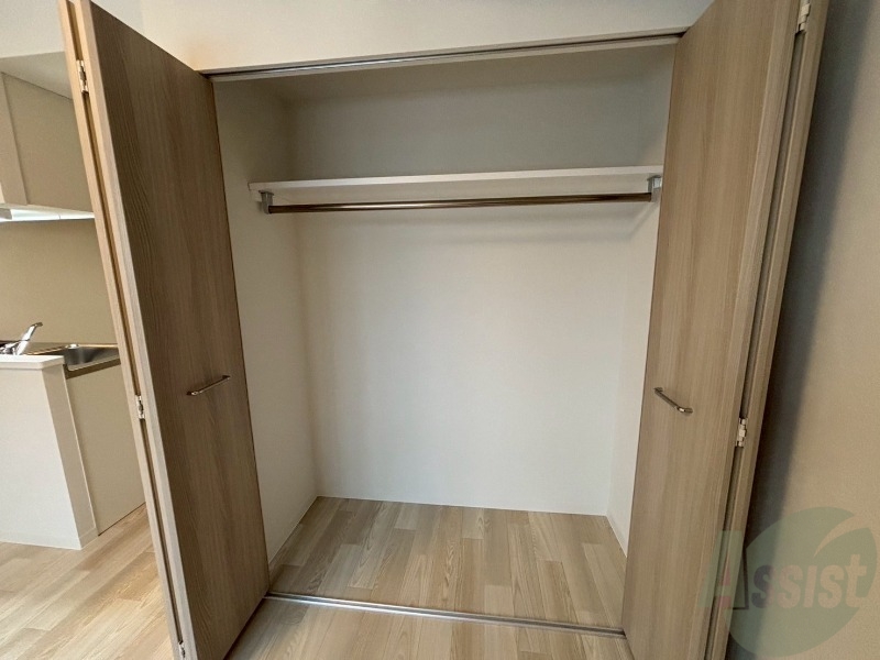 収納　寝室の収納です。部屋がすっきり片付きます。