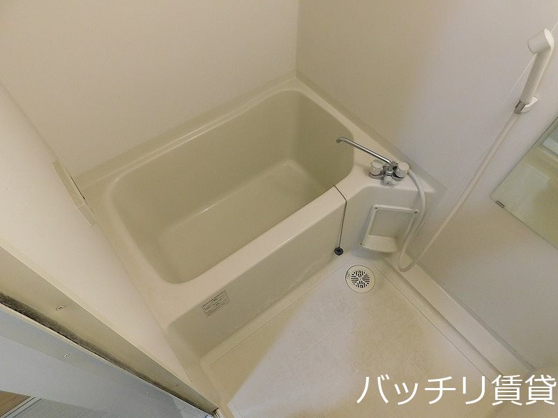 バス・シャワールーム　※別号室イメージの為、現状を優先致します