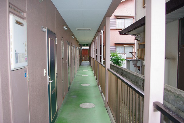 その他共有部分　玄関前スペースです