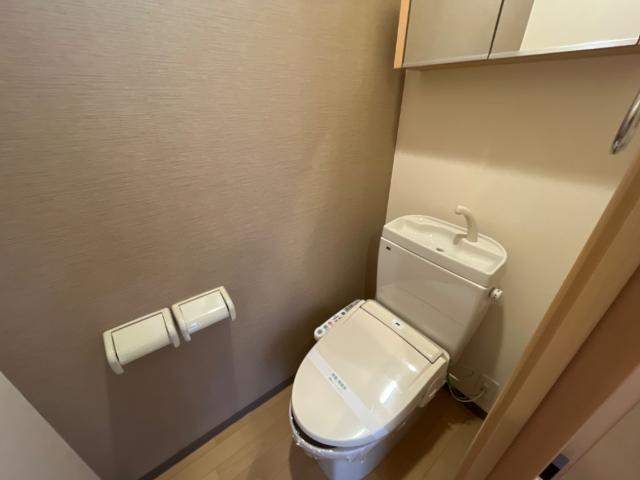 トイレ　シャワー付トイレ