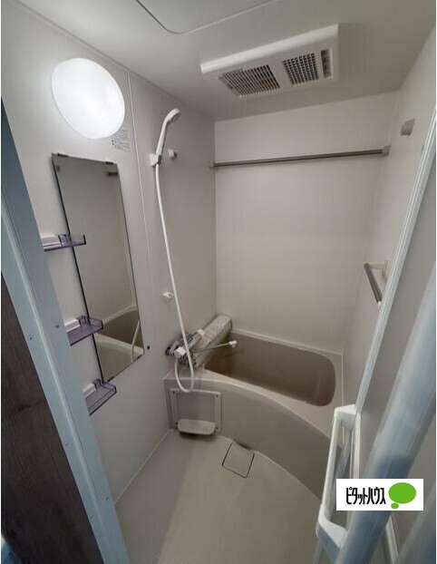 バス・シャワールーム　別部屋参考写真