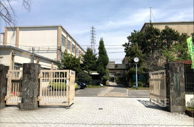 小学校　京都市立葛野小学校（小学校）まで721m