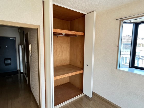収納　※別部屋の写真です