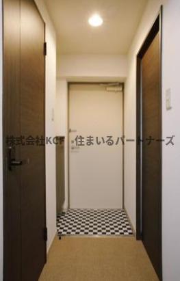 玄関　収納もある玄関です