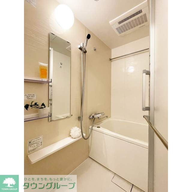 バス・シャワールーム　【家具・家電の備え付けはありません】