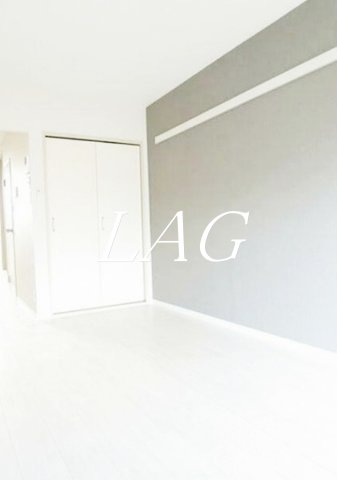居室・リビング　洋室のお部屋（同仕様）です。