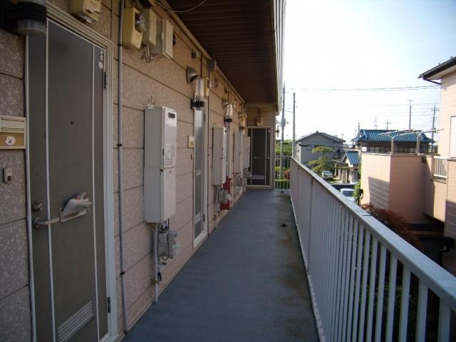 ロビー　通路