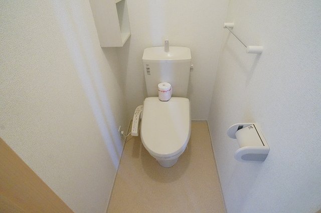 トイレ　トイレもきれいです
