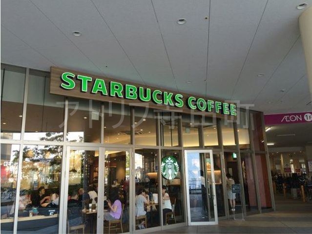 飲食店　スターバックスコーヒーイオンモール大阪ドームシティ店（飲食店）まで884m