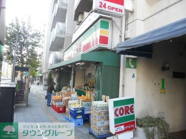 コンビニ　コア（コンビニ）まで112m