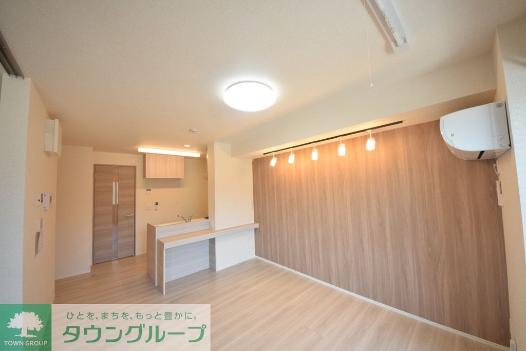 居室・リビング　お問合せはタウンハウジングまで！※現地待合わせ相談可能