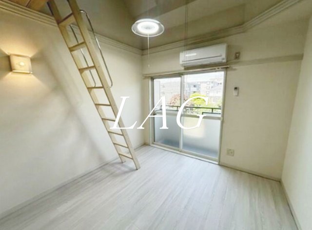 居室・リビング　洋室のお部屋です。