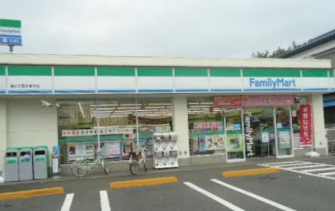コンビニ　ファミリーマート 大宮本郷町店（コンビニ）まで569m