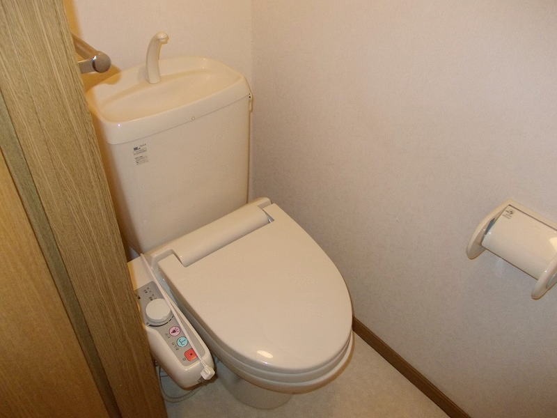 トイレ　図面と現状に相違がある場合には現状を優先