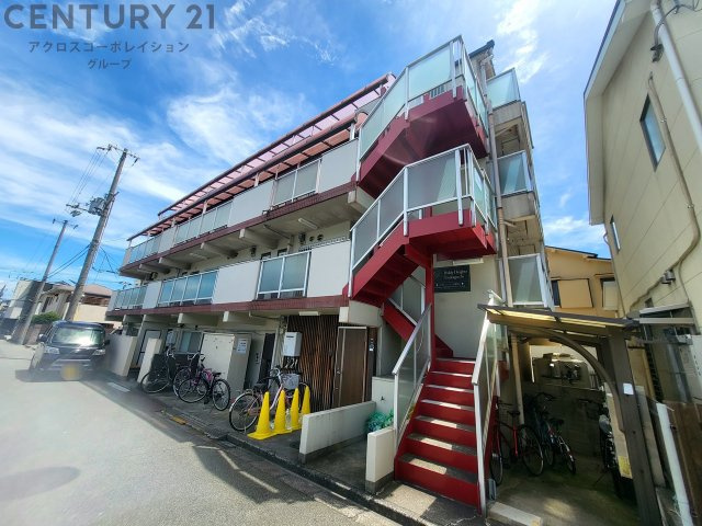 建物外観　敷地内に駐輪場あります！