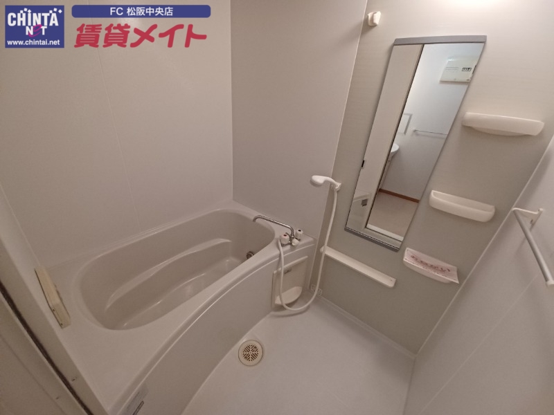 バス・シャワールーム　反転タイプ参考写真