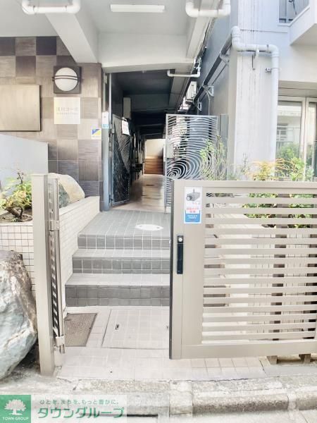 エントランス　部屋探しは株式会社　タウンハウジング　までお気軽にお問合せ…