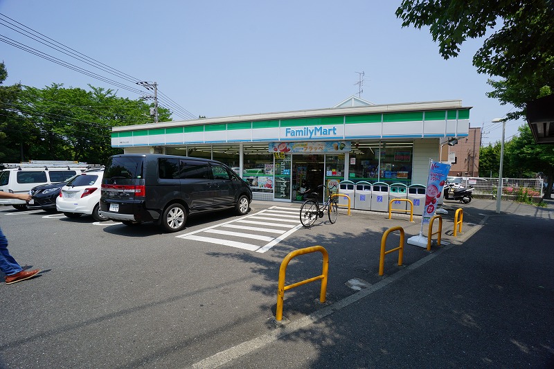 コンビニ　ファミリーマート 青葉すみよし台店（コンビニ）まで456m