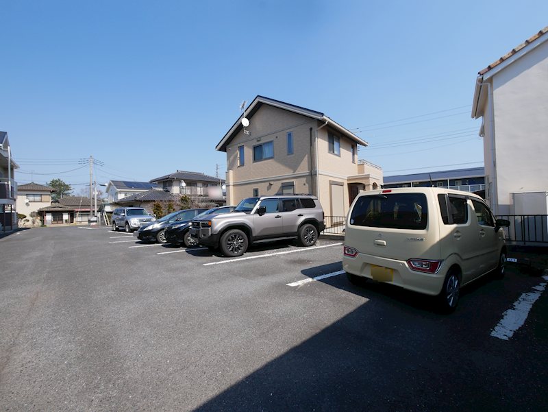 駐車場　敷地内駐車場