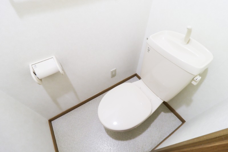 トイレ　図面と現状に相違がある場合には現状を優先