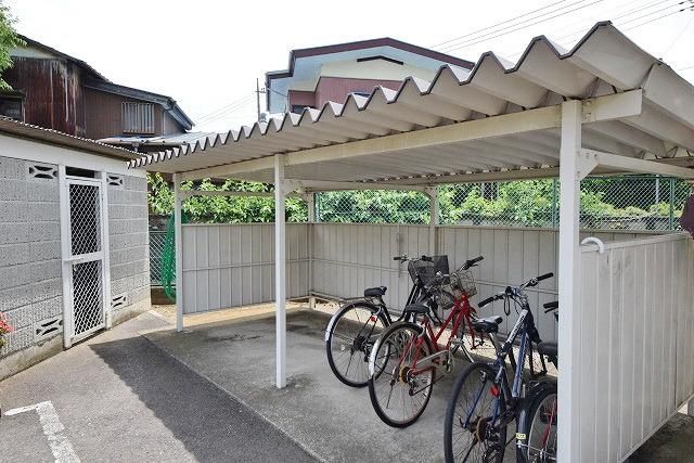 その他共有部分　★ルーフ付きの駐輪場です★