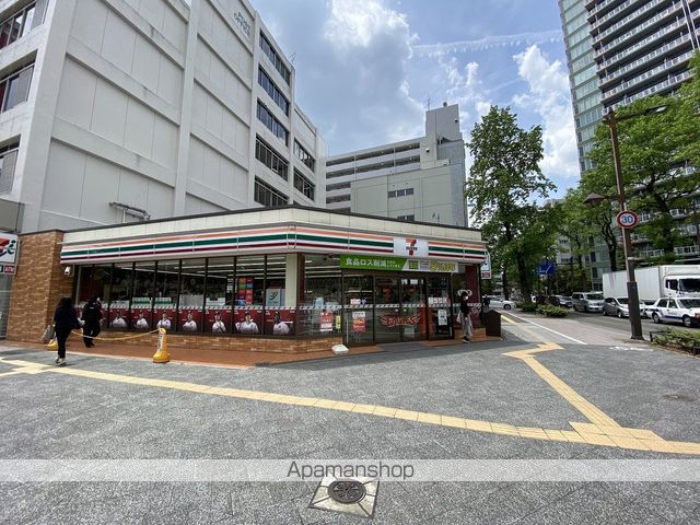 コンビニ　セブンイレブン（コンビニ）まで58m