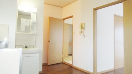 居室・リビング　こんなところに洗面台発見！