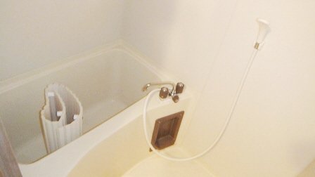 バス・シャワールーム　もちろんバス・トイレ別です★