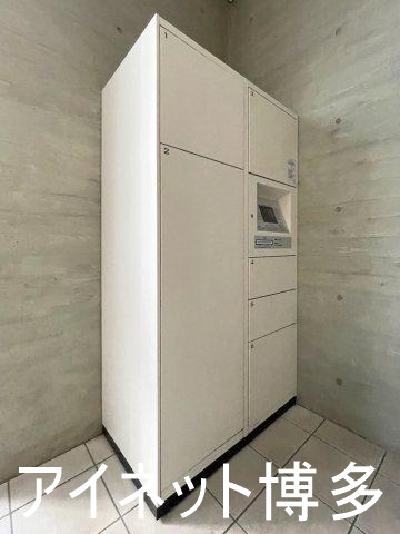 その他設備　不在時でも荷物が受け取れる宅配ボックス付き