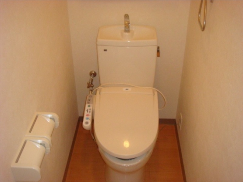 トイレ　図面と現状に相違がある場合には現状を優先